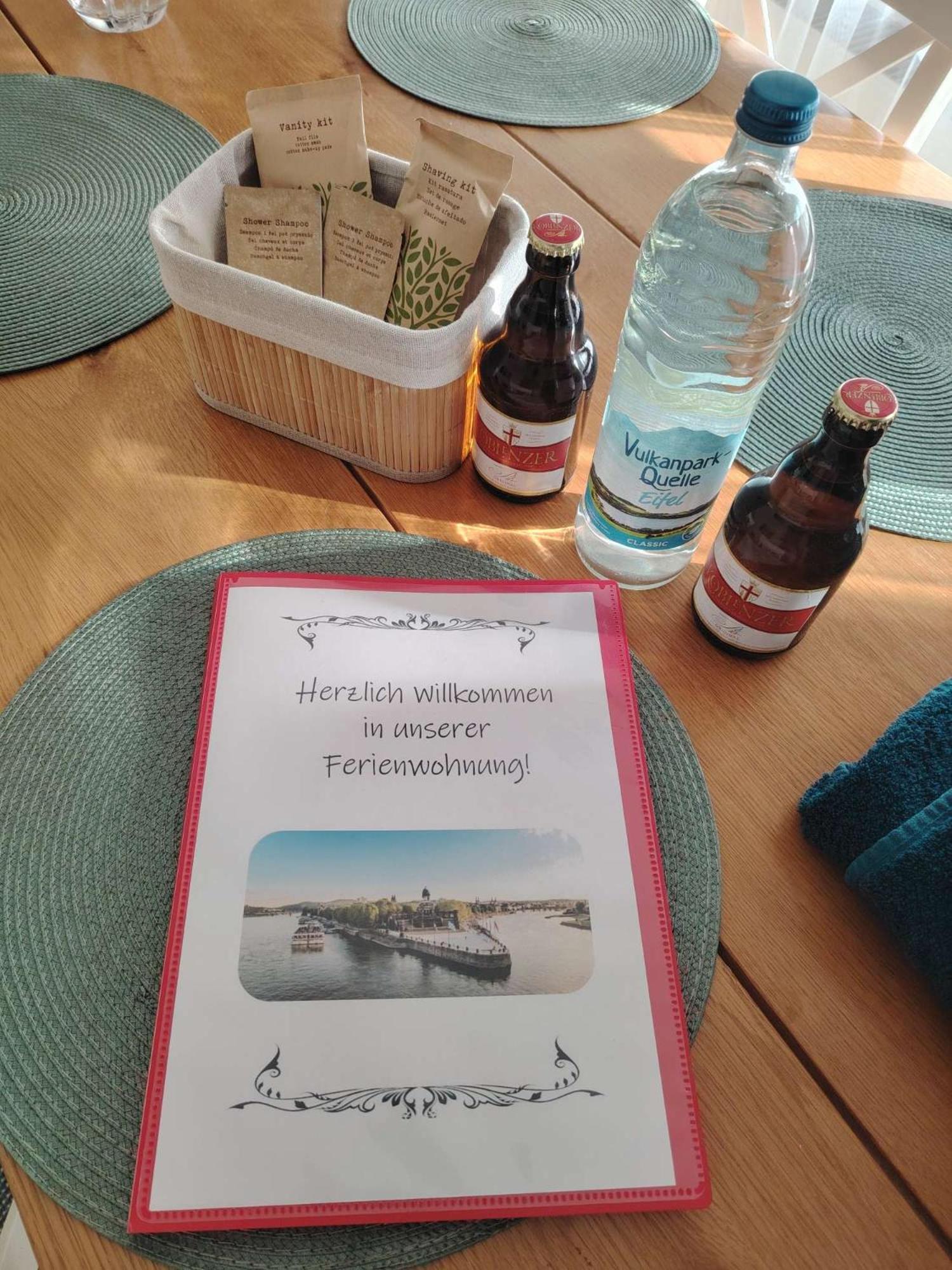 Koblenzliebe Rhein Ferienwohnung 3-Zimmer Garten Parking Koblenz  Eksteriør billede